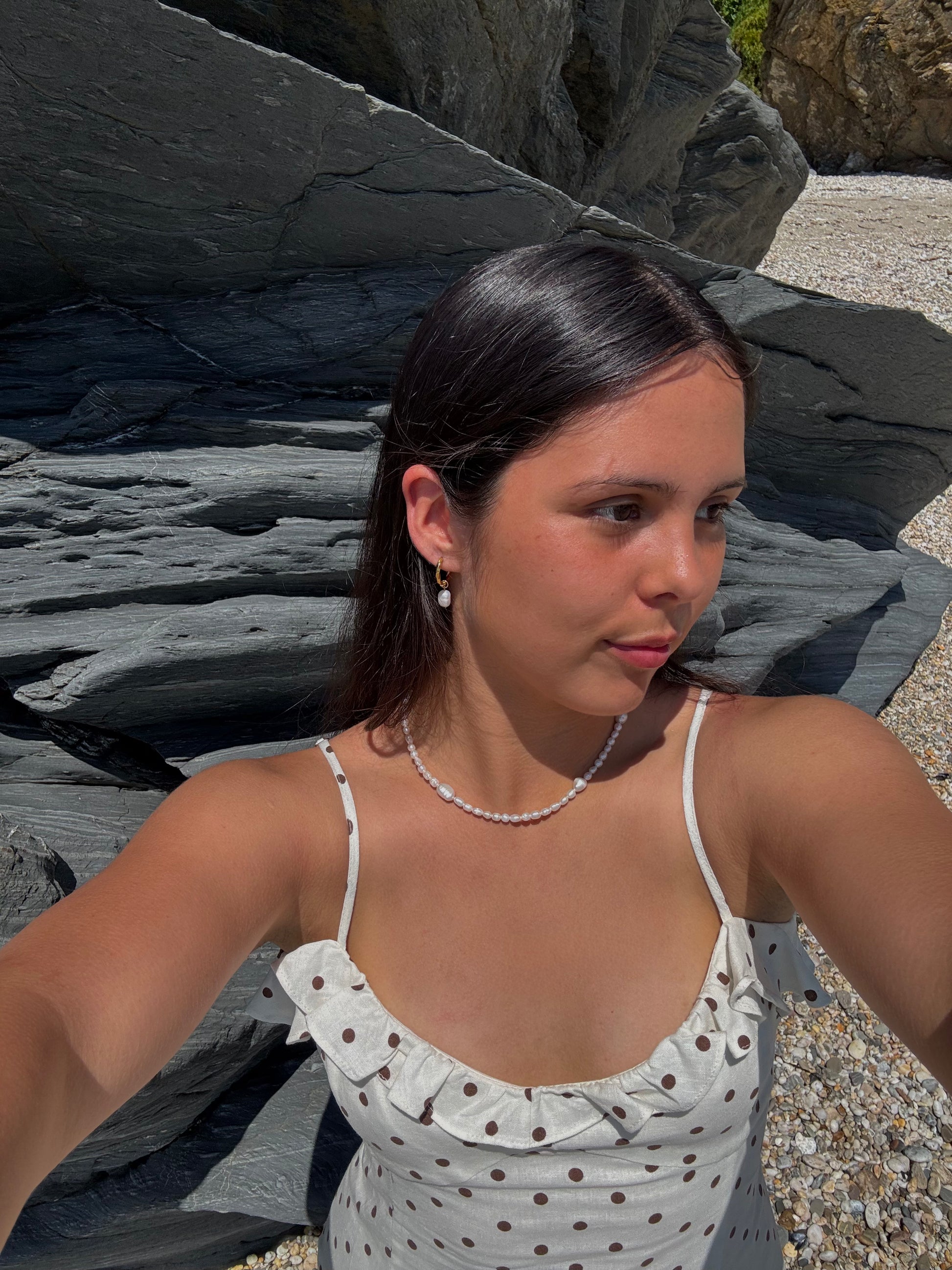 Isla Pearl Hoops