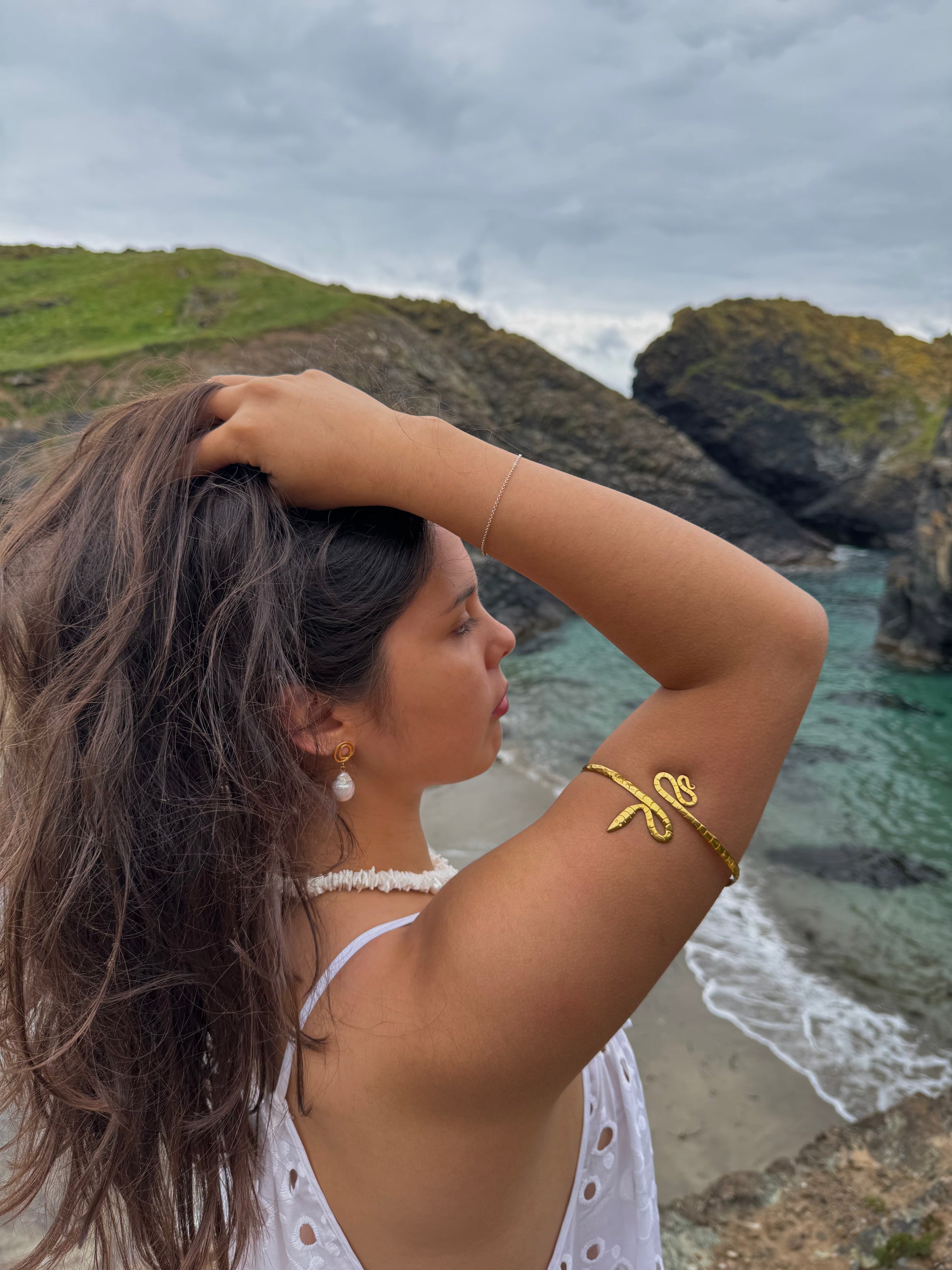 Éclat d’Eau Pearl Hoops