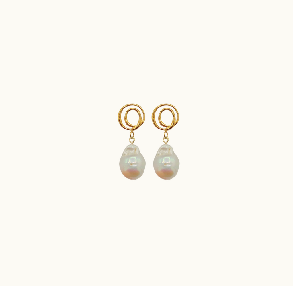 Éclat d’Eau Pearl Hoops